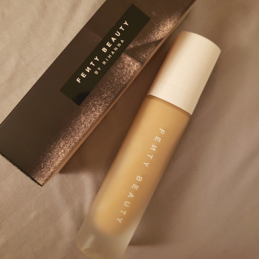 FENTY BEAUTY Pro Filt'r soft matte foundation